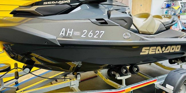 Boat Coating Service